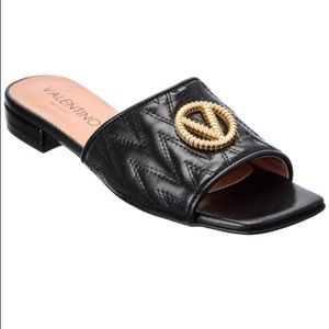 Valentino by Mario Valentino Afrodite Leather sandals black leather size 10